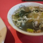 四川 - 炒飯の塩辛さはこのスープで口中を薄めた(酷)！