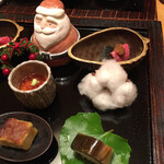 Shin Getsu - 白子、茄子とローストビーフ、バフンウニといくら、生麩のくるみソース、淡路の鯖寿司
