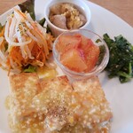 マハナ - 豆腐ステーキもちきびソース