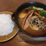 805 - チキンカレー　辛さ４