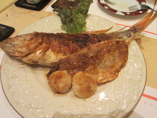Arancha - 白身魚とホタテのソテー(レモンバターソース)