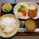 PATIO - 「メンチカツ定食」800円。