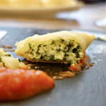 VANNO - リコッタチーズとほうれん草のラビオリ