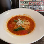 真っ赤ならーめん とまこ - 料理写真: