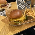 J.S. BURGERS CAFE - 