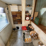 クーテキッチン - 店舗内部　テイクアウトのみ
                                焼き菓子も置いてあります。