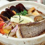 トリワイン ＰＩＫＯＳＨＨＨＵ - 鯛のパエリア