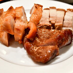 福全徳 香港名菜 - 【焼味セット@1,380円】豚肉2種＆鶏肉1種