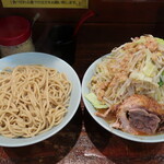 立川マシマシ - つけ麺 野菜マシマシ　９５０円