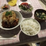 カフェ　志音 - 