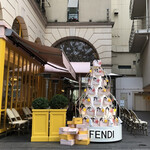 フェンディ カフェ バイ アニヴェルセル - 