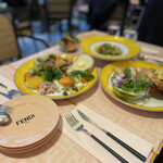 フェンディ カフェ バイ アニヴェルセル - 