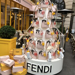 フェンディ カフェ バイ アニヴェルセル - 