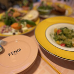 フェンディ カフェ バイ アニヴェルセル - 