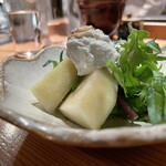 とり茶太郎 - 洋梨とブルーチーズのサラダ