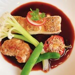 ル・ビストロ・資生堂 - 北海道産　鱈と白子のムニエル　赤ワインソース550円追加