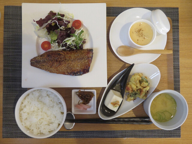 ごはん屋 朔 周船寺 定食 食堂 食べログ