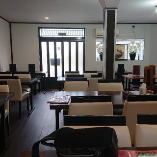 ムファー ハラールフード&レストラン_2