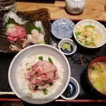 一夜干しと海鮮丼 できたて屋 - 海鮮はなまる丼　+お刺身三種