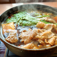 豚捨 KITTE丸の内店 - 牛鍋 杉