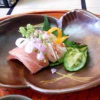 嵐山熊彦 たん熊北店 - 祝宴利用での１品。お刺身の新鮮さと美しい盛り付け。
