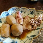 Hatsugasoba Yuki - ヒイカと里芋の煮もの