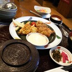 Genta - チキン南蛮揚げ餃子定食