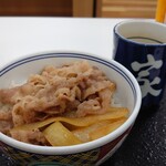 吉野家 - 牛丼(小盛)365円