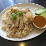 タイ屋台料理 ムエタイハウス - （'12/7）　カオマンガイランチ（900円）