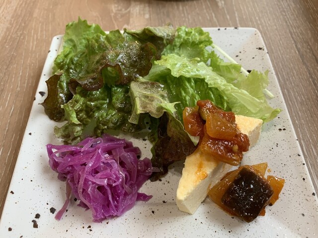 西口キッチン ひつじのはね 福島 カフェ 食べログ