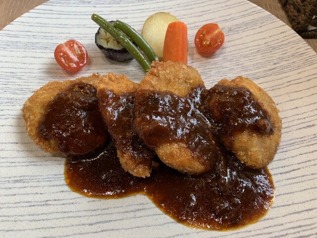 西口キッチン ひつじのはね 福島 カフェ 食べログ