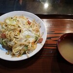 名護そば　まきし食堂 - 