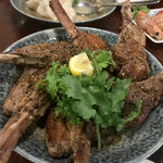 大衆中遊華食堂 八戒 - ラムチョップのクミン炒め