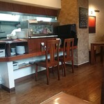 ミスターとフライパン - 店内