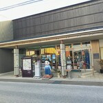 いちの家 - 富岡市の街並みは散歩する価値あり！あれ？誰か立っているぞ？