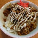 麺屋 凪冴 - 得セットのミニ鶏そぼろ丼 アップ