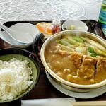 レストラン真珠 - カツカレー鍋焼うどん800円(ライス付けて貰いました)