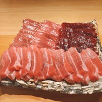すが弥 - 圧巻☆大間産まぐろ180キロ
