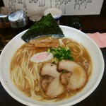 麺と餃子の工房 麺屋食堂 - ラーメン大盛(800円+ランチタイムサービス)