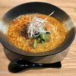 八幡麻婆 雅 - コク旨 担々麺(税込750円)