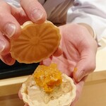 銀座 しのはら - フォアグラ最中