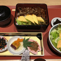 個室和食 肉割烹 吟次郎 品川駅前店 - 今は無い焼肉重