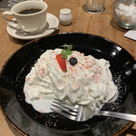 Cafe SOURCE - 大山ミルクのふわとろショートケーキ