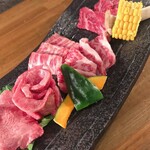 Yakiniku Dan - 店長おすすめ商品。