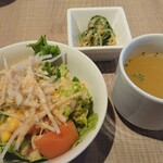 maroon cafe - サラダ&スープ&小鉢