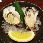 海鮮居酒屋 はなの舞 - 生牡蠣（１個￥３３０）