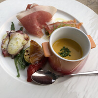 レオーネ・マルチアーノ - 