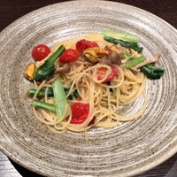 ケンゾーエステイトワイナリー 大阪 - 本日のパスタ：ムール貝と小松菜のオイルベースのパスタ