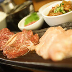 大衆炭火焼肉ジンギスカン ホルモン酒場 風土. - 3種