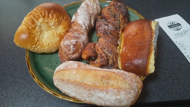 ア ビアント 本店 A Bientot 桃山台 パン 食べログ